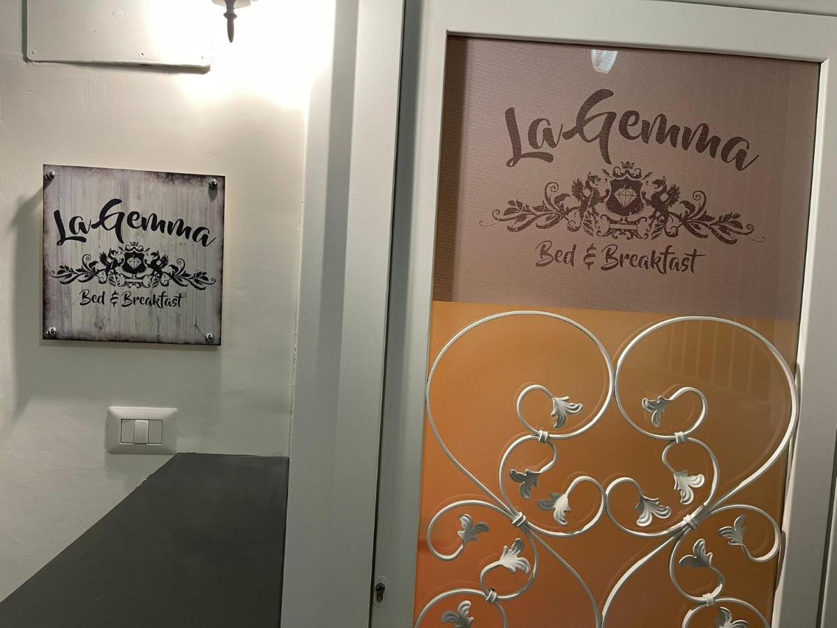 Beb La Gemma Bed and Breakfast Neapel Exteriör bild