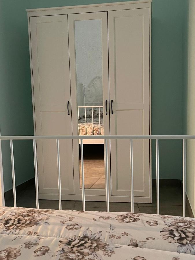 Beb La Gemma Bed and Breakfast Neapel Exteriör bild