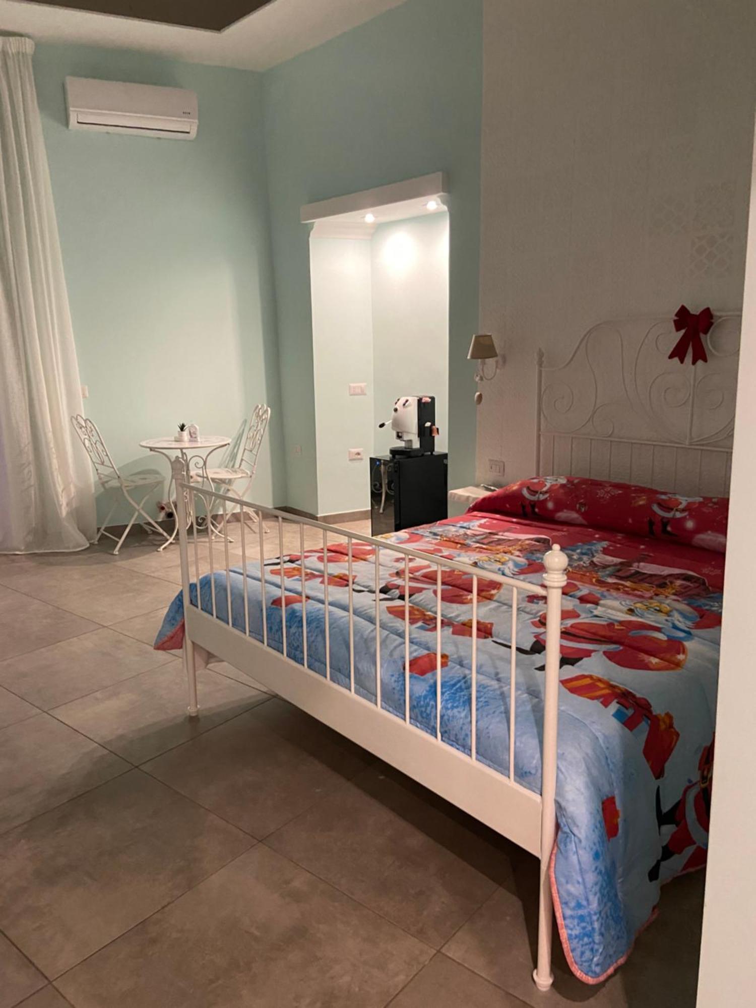 Beb La Gemma Bed and Breakfast Neapel Exteriör bild